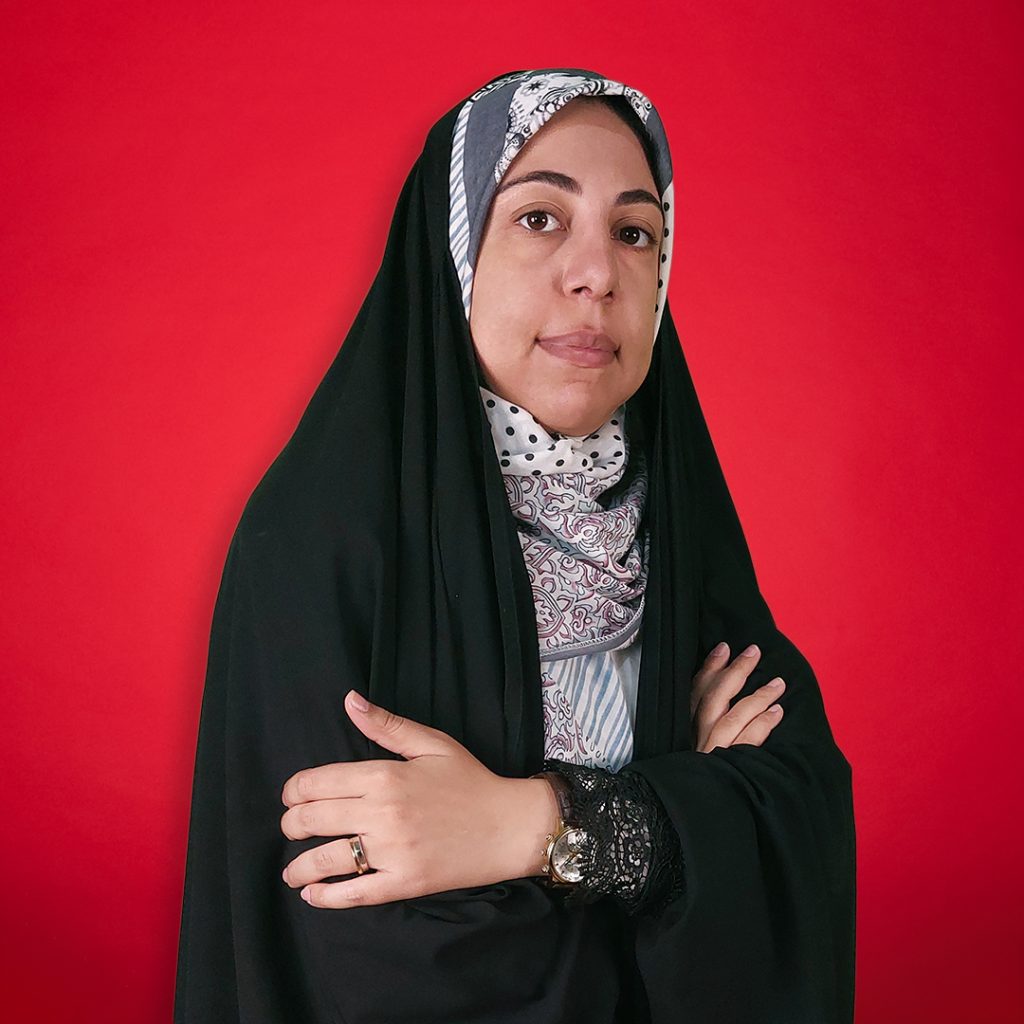 فائزه - متفکر